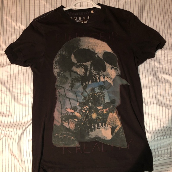 Guess Extra Small Mens t shirt - Picture 1 of 3